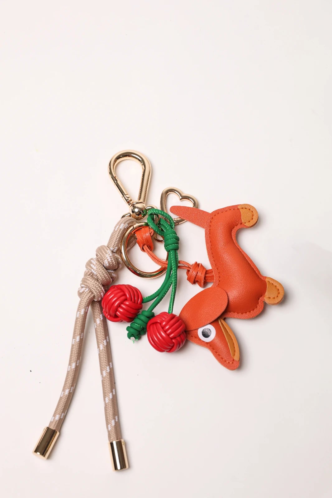 Key Chain Taupe + Pelotitas rojas